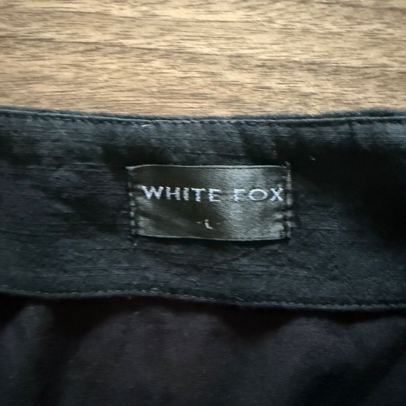 White Fox | Size L | Black Linen-Feel Wrap Mini Skirt | Ultimate Vacation Skirt - Picture 6 of 6